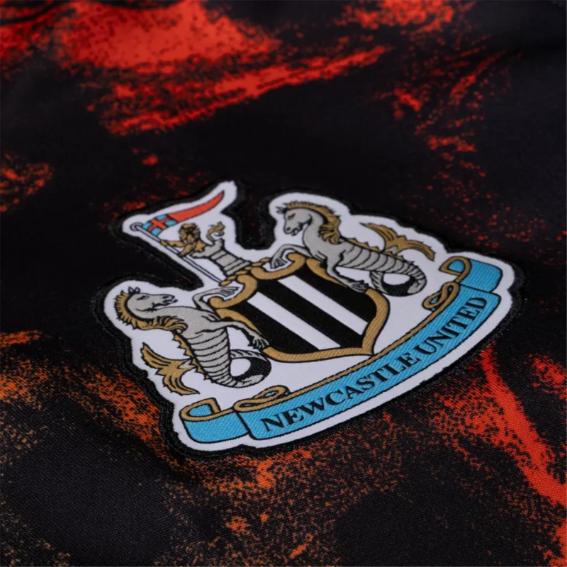 Newcastle Pre Match Training Jersey 25/26 - Image 4