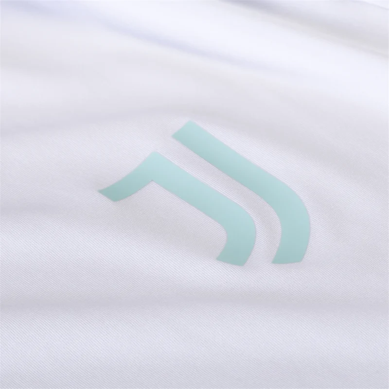 Juventus Training Jersey 25/26 - Image 4