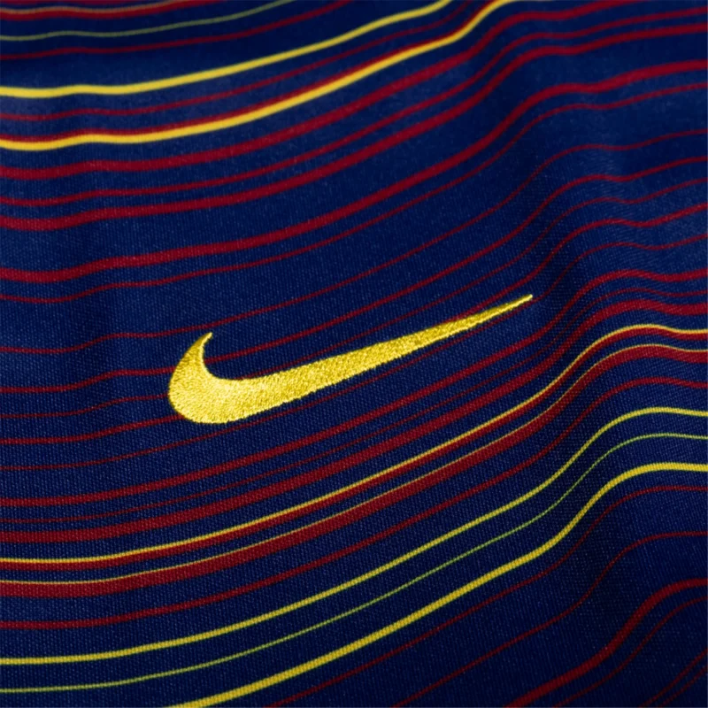 Barelona Pre Match Training Jersey 25/26 - Image 3