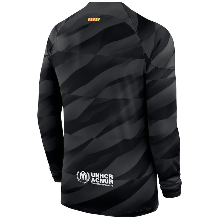 Barcelona 23/24 Goalkeeper Jersey - Image 2